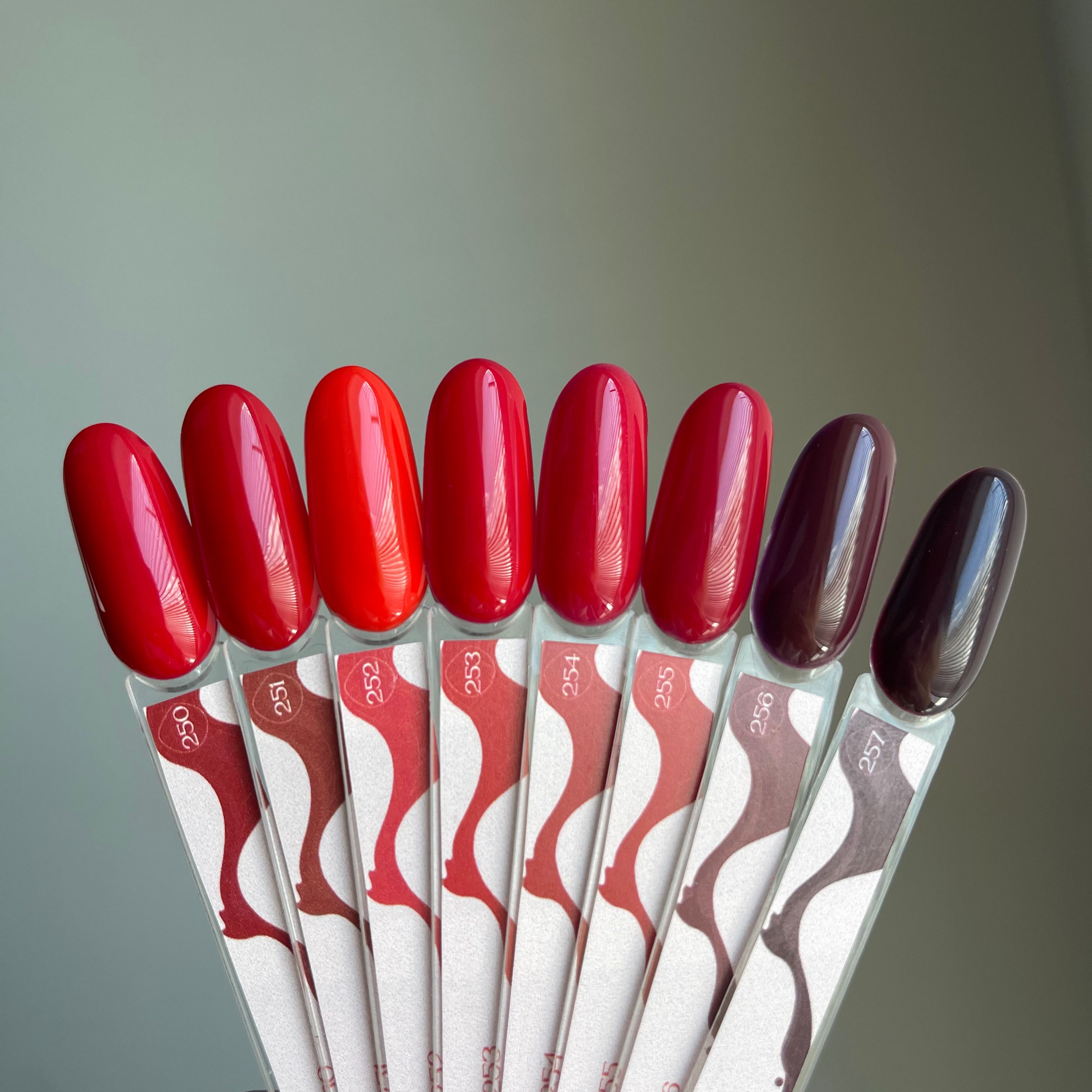 SHE GEL POLISH RED WINE, #251 10 ml