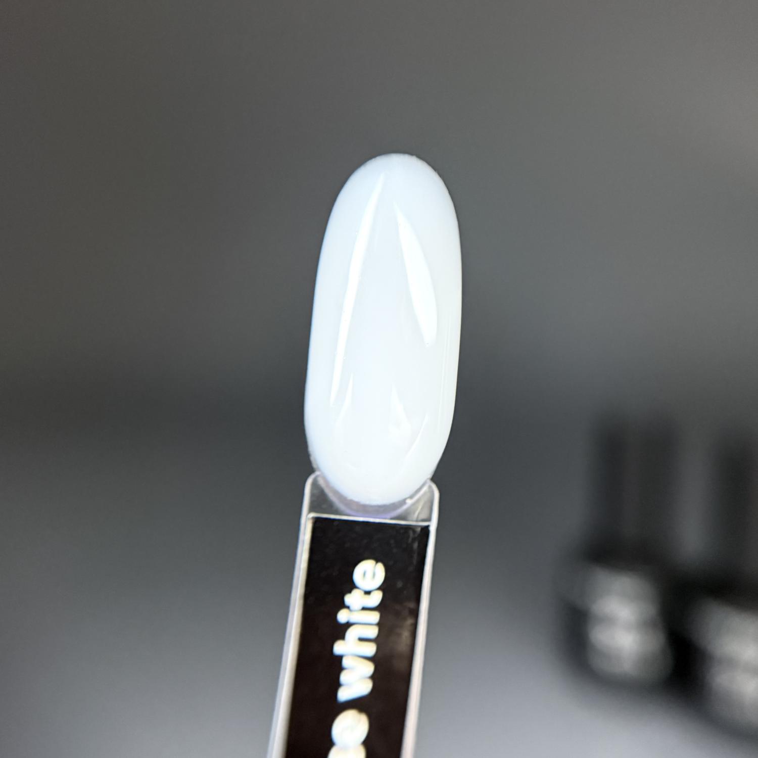 Holy Molly WHITE Base 15 мл