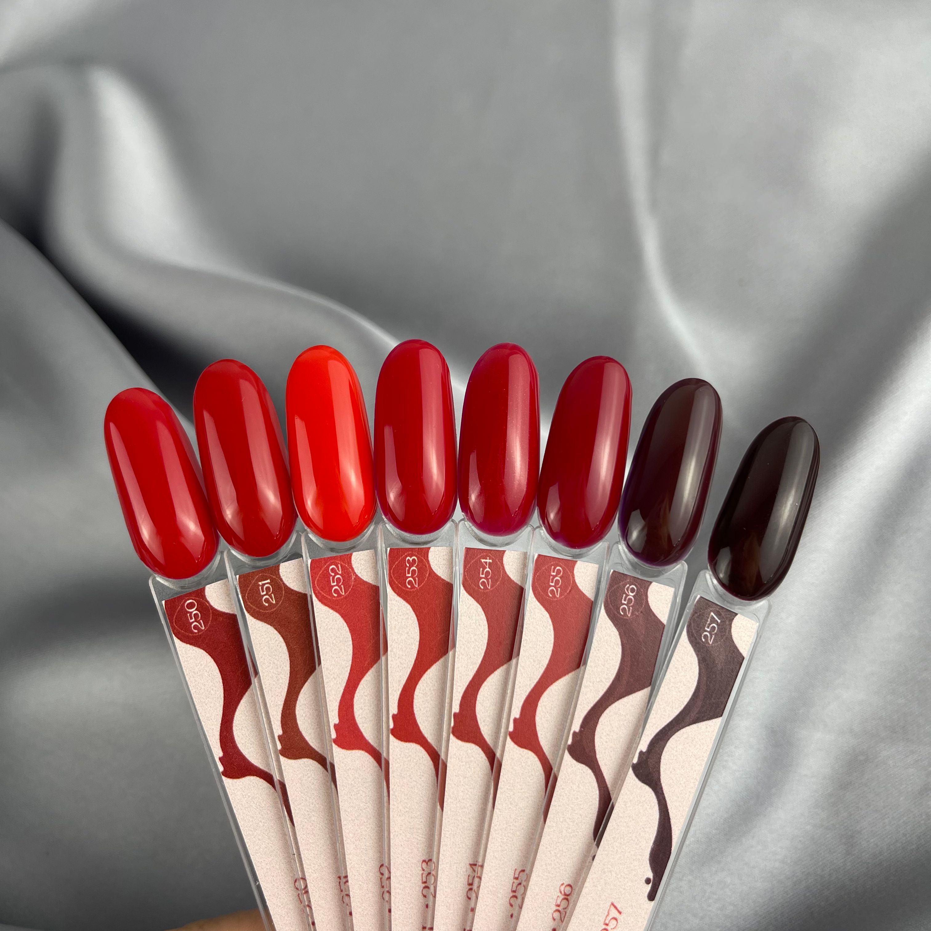 SHE GEL POLISH RED WINE, #251 10 ml