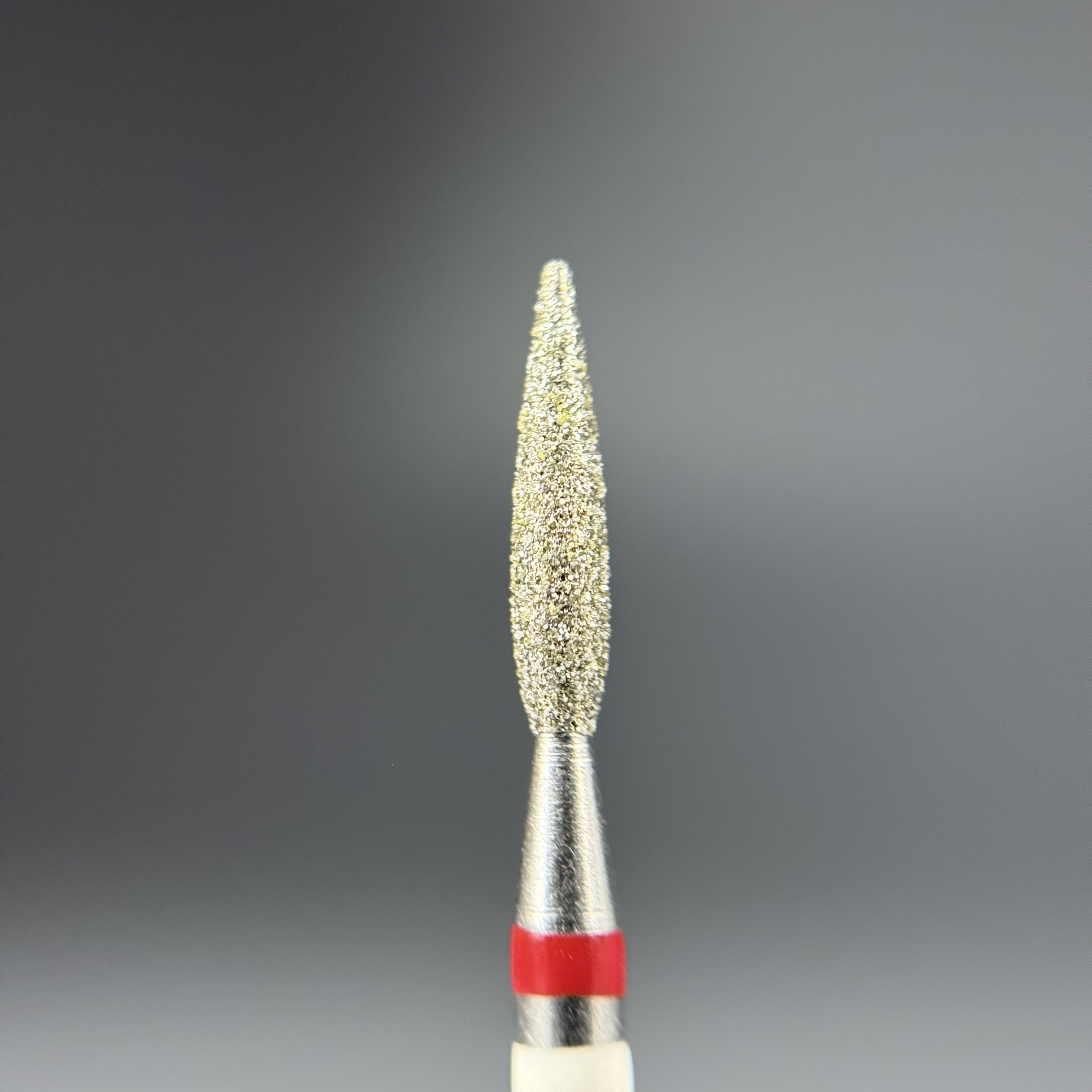 КРИСТАЛЛ Тайфун Алмазная фреза с Жемчугом (Пламя острое, каплевидное) 242.100.021М