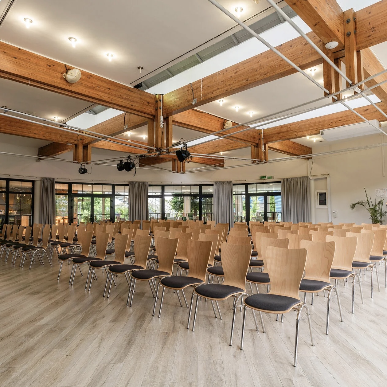 10 ряд 14 место